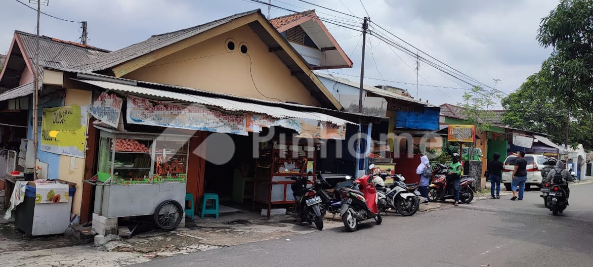 Dijual Rumah Lokasi Strategis di Pondok Nirwana Eksekutif - Gambar 1