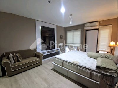 disewakan apartemen studio cantik  luas  murah dan nyaman di tamansari semanggi - 5