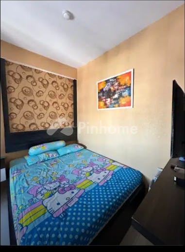 dijual apartemen furnish 2br bagus siap huni terawat di gunawangsa tidar - 3