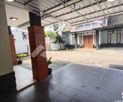 dijual rumah lokasi strategis di jl lempongsari palagan - 5