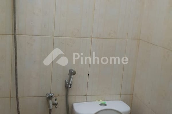 dijual rumah lokasi strategis di jl  poros wayong 1 perumahan diamond alfa - 11