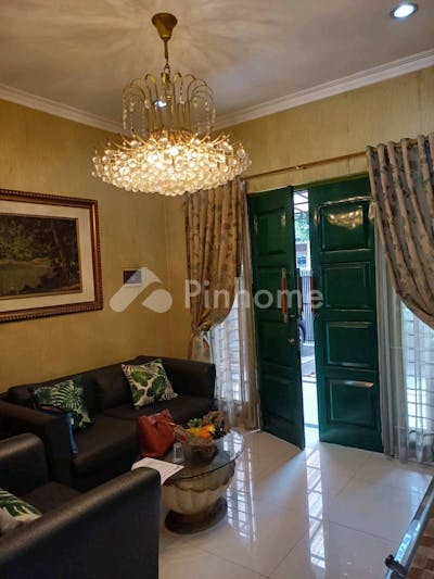 dijual rumah full furnished mewah di perumahan jakasampurna kranji bekasi barat - 3