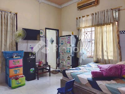 dijual rumah 2 lantai  tanah luas bonus kost2an dan kios di demang lebar daun  palembang - 5