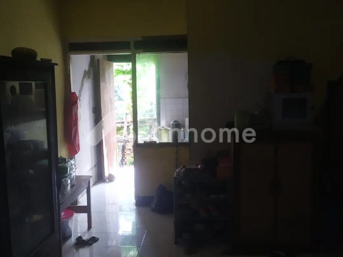 dijual rumah hitung tanah siap huni di jalan komplek bumi asri - 6