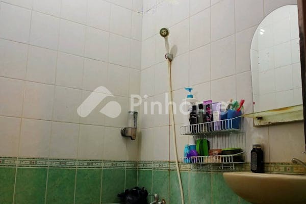 dijual rumah 3lt nyaman  aman  bebas banjir di kompleks larangan indah tangerang - 13