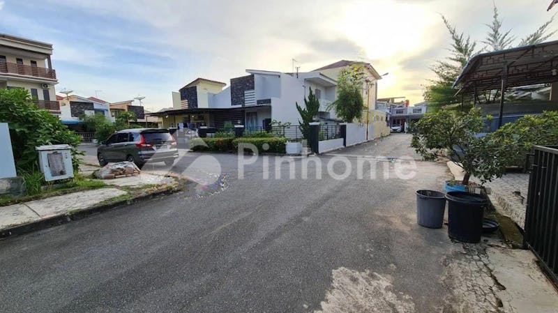 dijual rumah lingkungan nyaman dan asri di duta plamo residence - 6