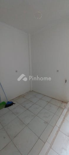 dijual rumah baru di jln alam elok  view hotel intercontinental di pondok pinang - 34