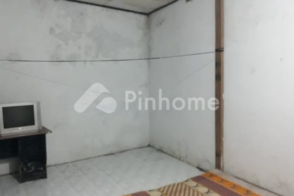 dijual rumah tengah kota   harga ambyar  di bumi - 7