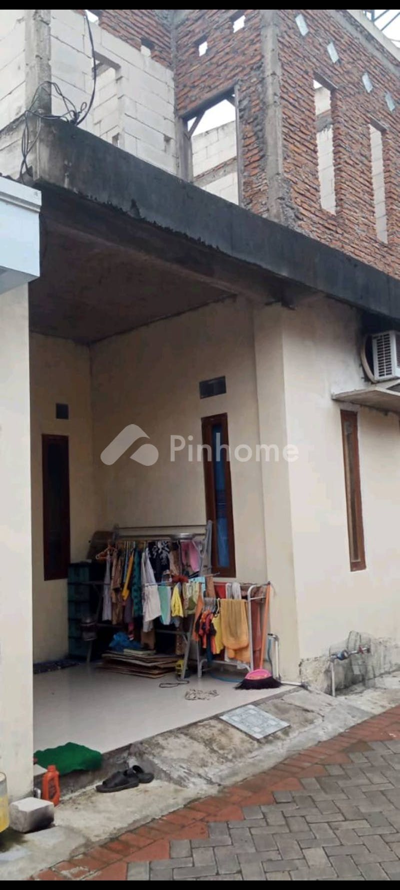 dijual rumah dijual rumah 2 lantai di jl gangin - 2