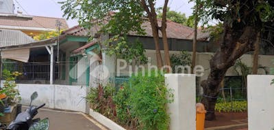 dijual rumah dkt ps senen st senen poncol di kalibaru timur v gg vii no  24c  rt 003   rw 07 - 2