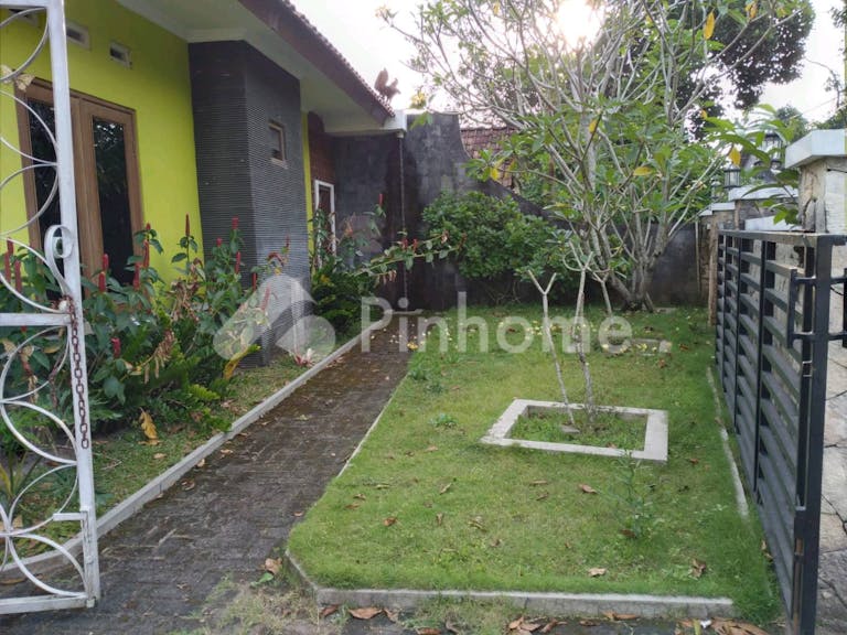 dijual rumah siap huni dekat rs di jl  kaliurang km 9 - 21