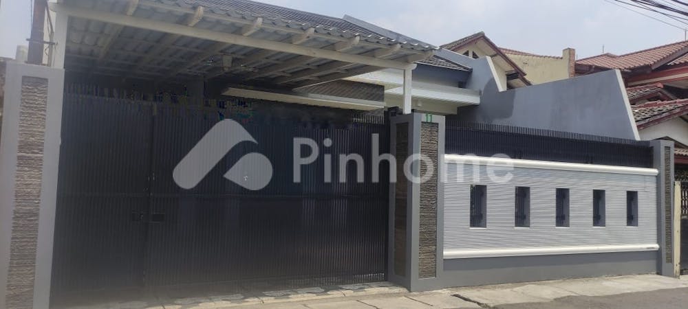 Disewakan Rumah 2 Lantai Semi Furnis Siap Huni di Pangkalan Jati Rp200 Juta/bulan | Pinhome