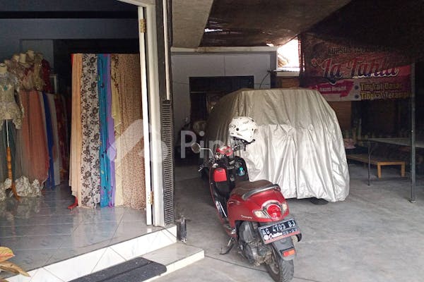 dijual rumah siap huni dekat pasar di jalan sikatan - 6