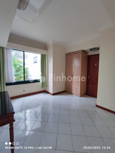 dijual apartemen taman anggrek kondominium full furnished di jual cepat dibawah harga pasaran    3 5 m     kita jual 2 4 m nego sampai jadi - 13