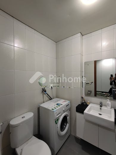 disewakan apartemen tipe 2 kamar  lantai rendah di apartemen dago suites  dekat itb - 9