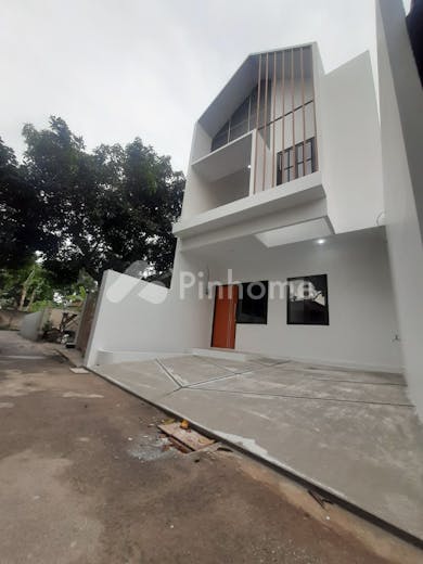 dijual rumah 2 lt di srengseng sawah jagakarsa - 3