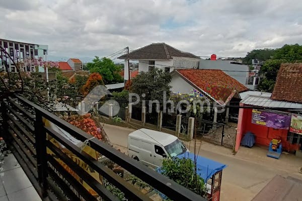 dijual rumah 2 lantai siap huni di jl  pasir honje - 10