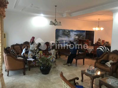 dijual rumah tengah kota akses mudab kemana pun di kebon baru - 2