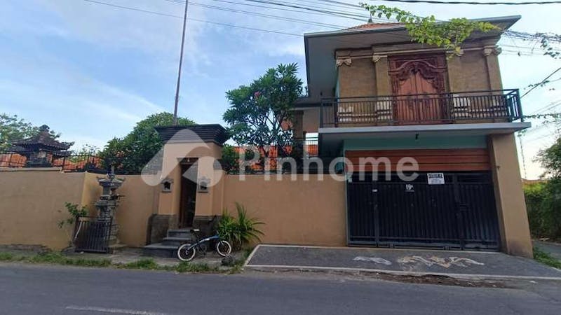 dijual rumah siap huni dekat rs di jl  kutat lestari - 1