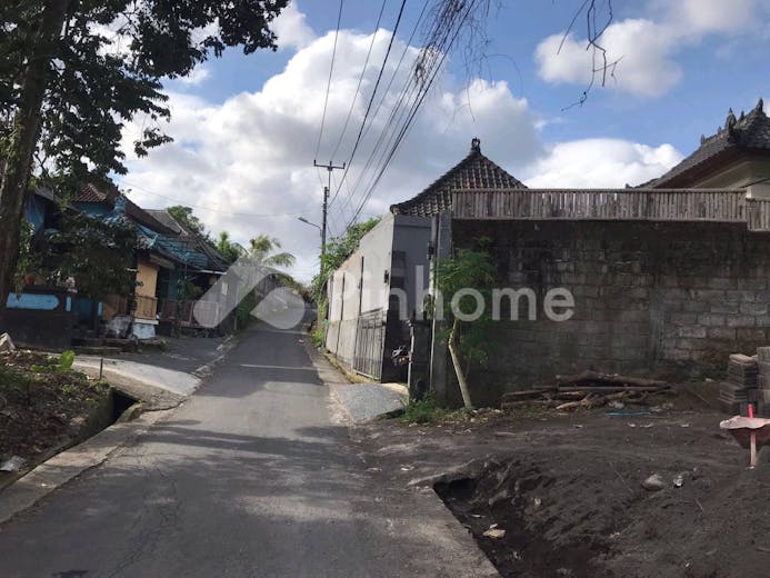 dijual tanah komersial lokasi bagus dekat pantai di jl gunung salak tumbak bayuh mengwi canggu bali - 2