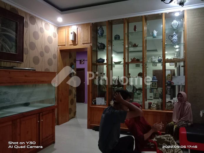 dijual rumah siap huni dekat universitas di jl  padat karya rajabasa - 8