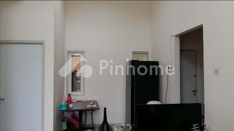 dijual rumah siap huni dekat mall di jl  serpong garden 2 - 2