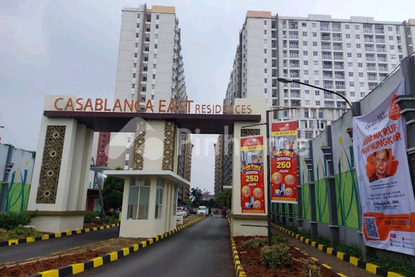 dijual apartemen siap huni dekat kampus di jl  pahlawan revolusi no  02 - 13