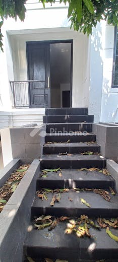 dijual rumah baru di jln alam elok  view hotel intercontinental di pondok pinang - 20