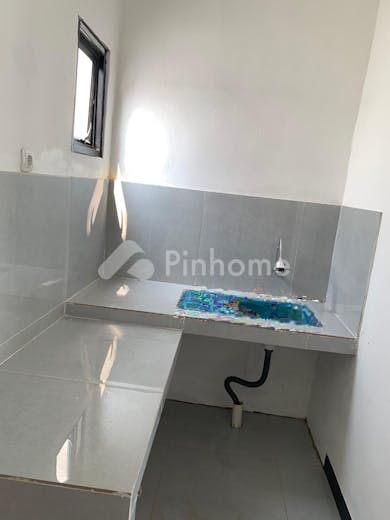 dijual rumah modern di bekasi di sukabudi - 6