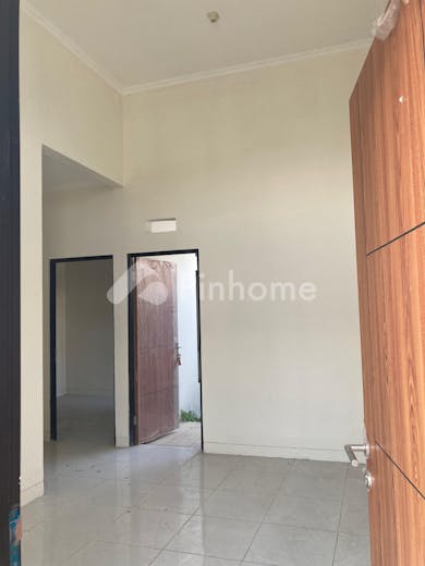 dijual rumah 2kt 72m2 di perumahan breeze spring - 6