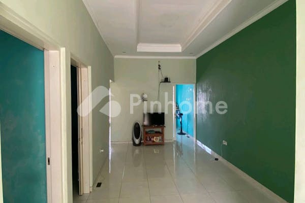 dijual rumah 2 lantai di perum citra asri - 5