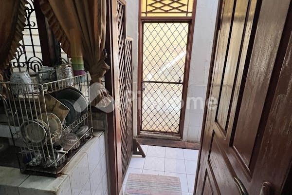 dijual rumah griya serdang indah di jalan raya waringin kurung - 27