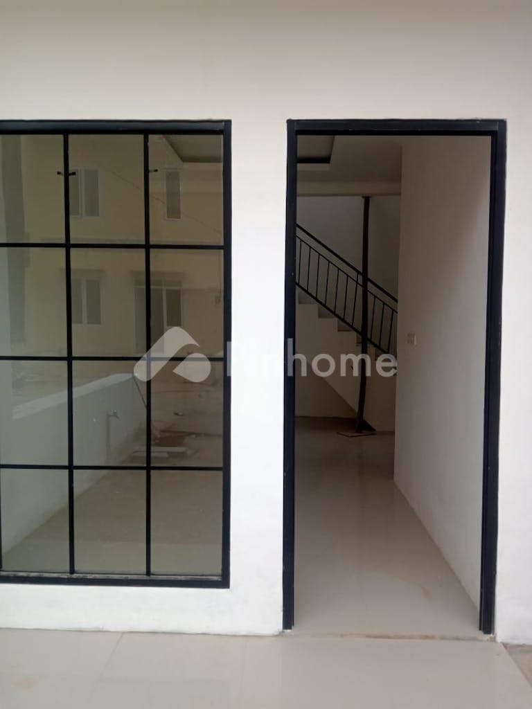 dijual rumah 3kt design bebas di kamal muara - 3