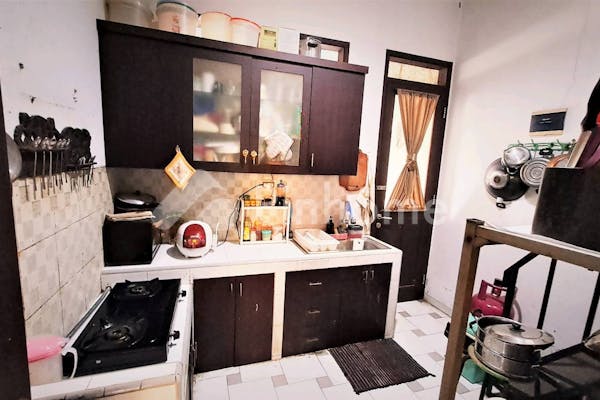 dijual rumah komplek cepat termurah di jl  h  naman  pondok kelapa  jakarta timur - 10