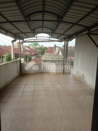 dijual rumah 3kt 193m2 di jl bukit barisan - 8