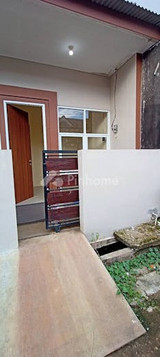 dijual rumah 1 rumah bagi 2 petakan di bambuapus  bambu apus - 5