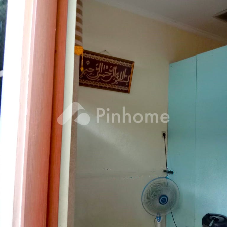 dijual rumah jakarta pusat  cempaka putih di   jl  cempaka putih tengah 22a   2 lantai  uf  ac 1   aneke   hanya akses motor - 6